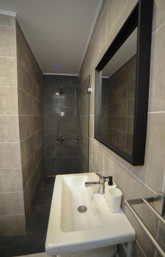 Code Srebrno Jezero Apartment เวลิโก กราดิชเต ภายนอก รูปภาพ